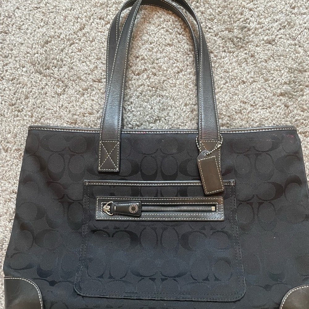 Coach Medium Tote Gem